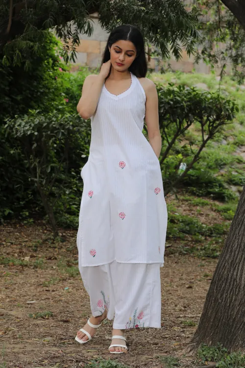 Bebaak Indian Rose Handpainted & Handwoven  Tunic Set