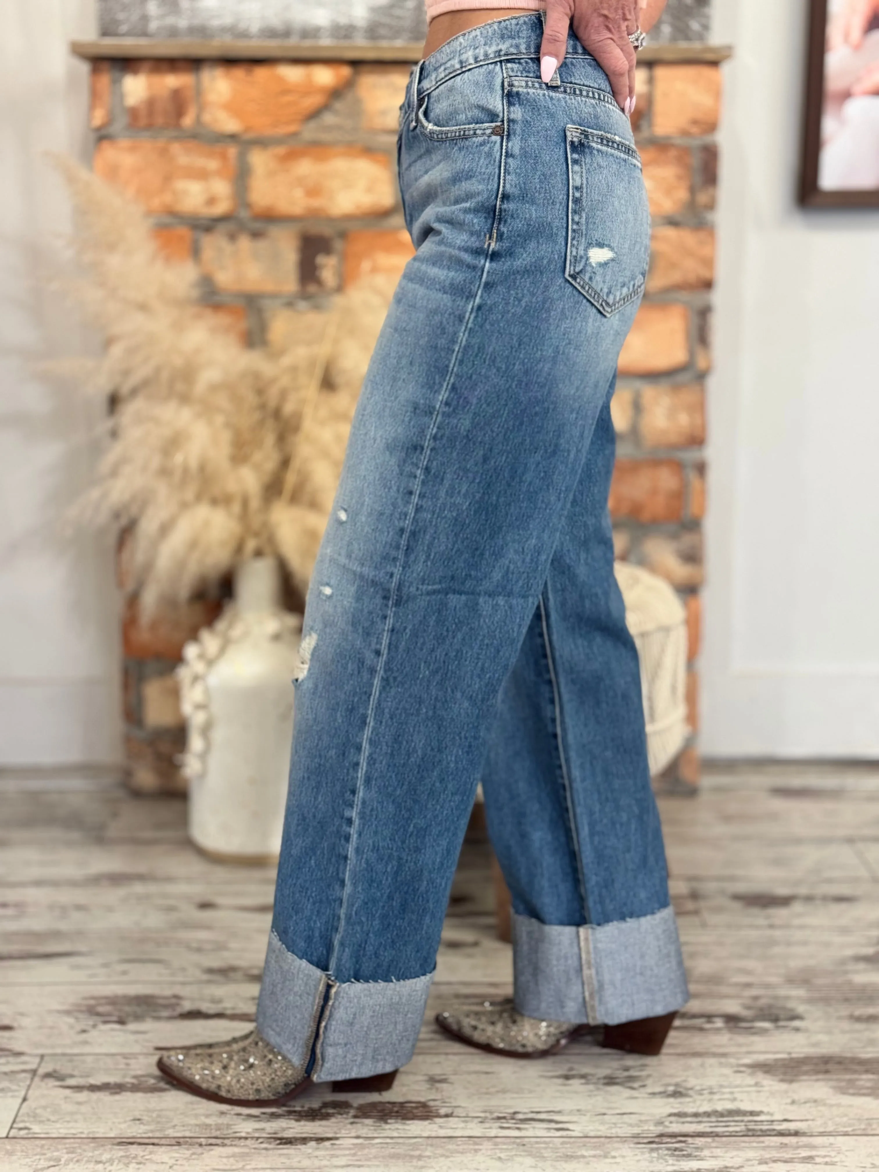 Crossover Cuffed Dad Jeans