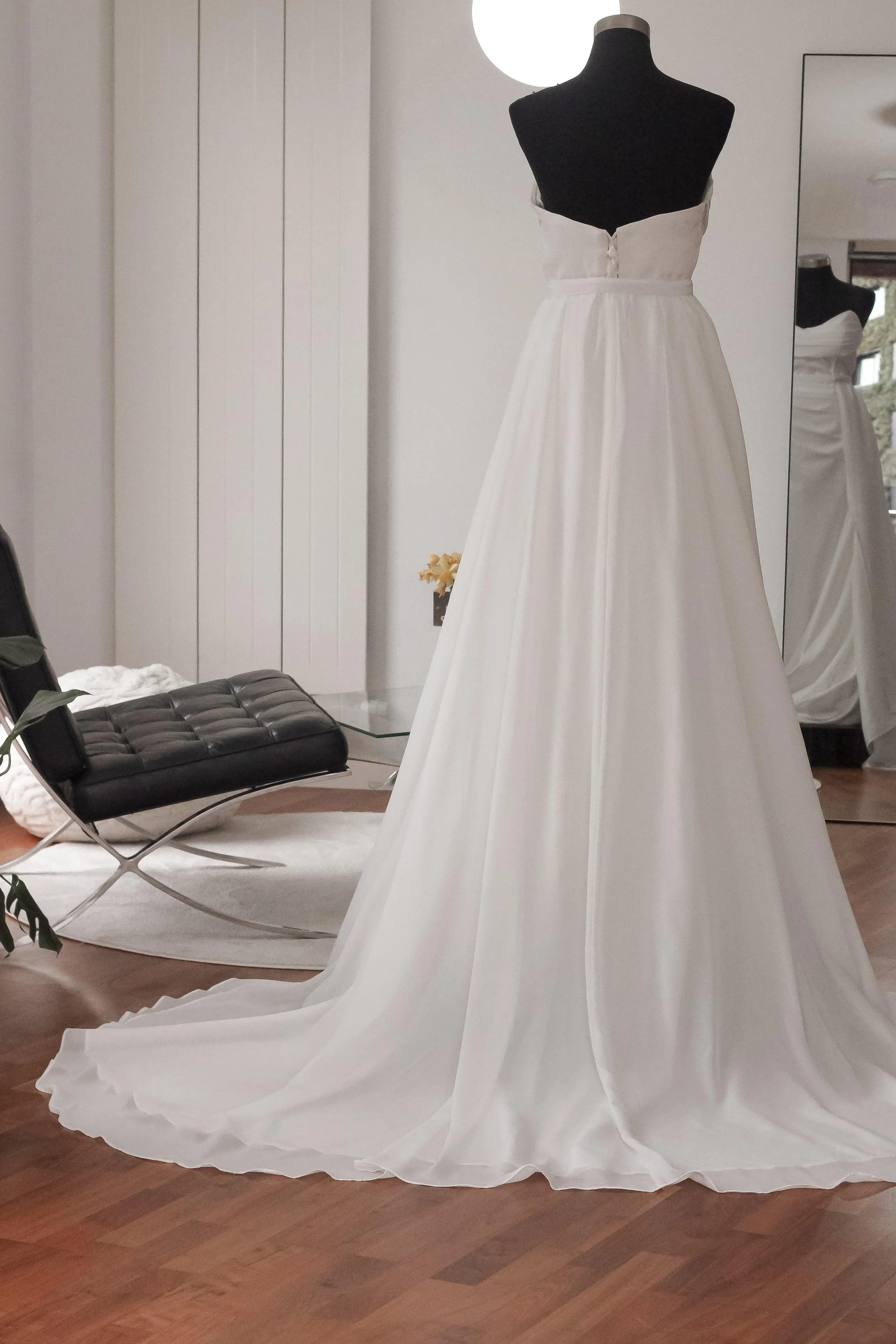 Deatchable Bridal Chiffon Overskirt