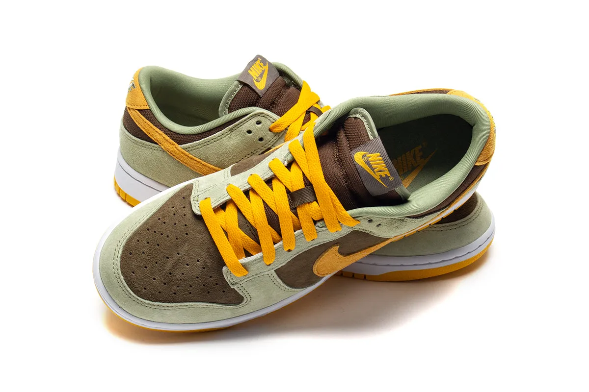 Dunk Low SE