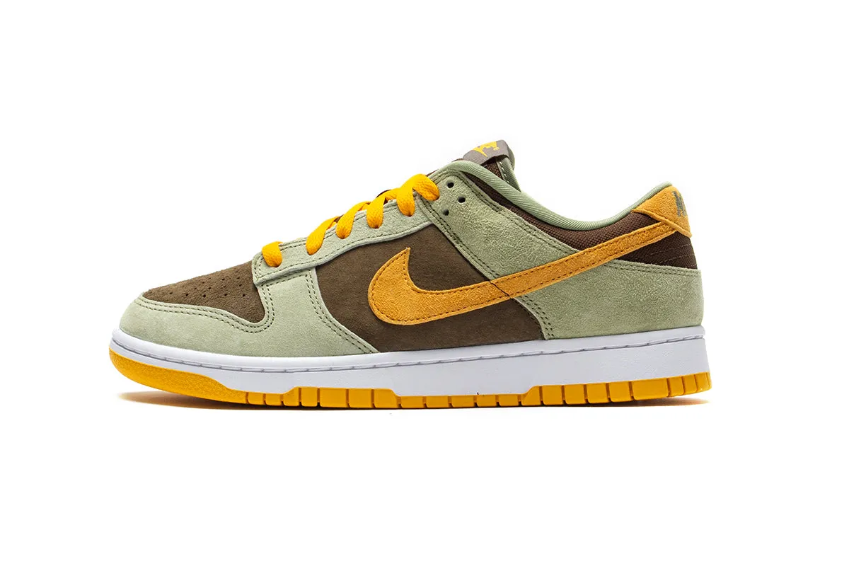 Dunk Low SE