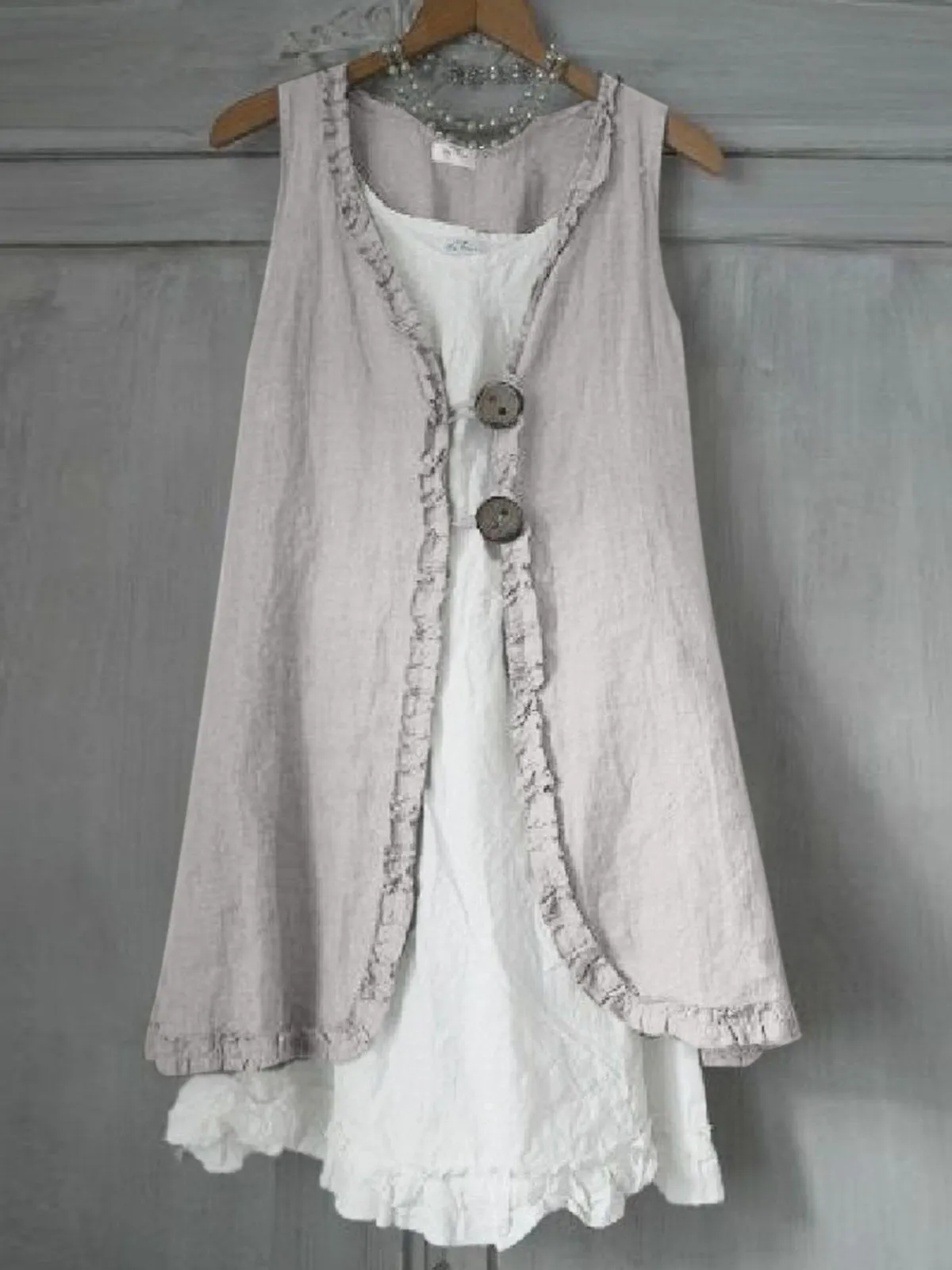 Dunnmall Buttoned Ruffled Sleeveless Linen Solid Shirts & Tops