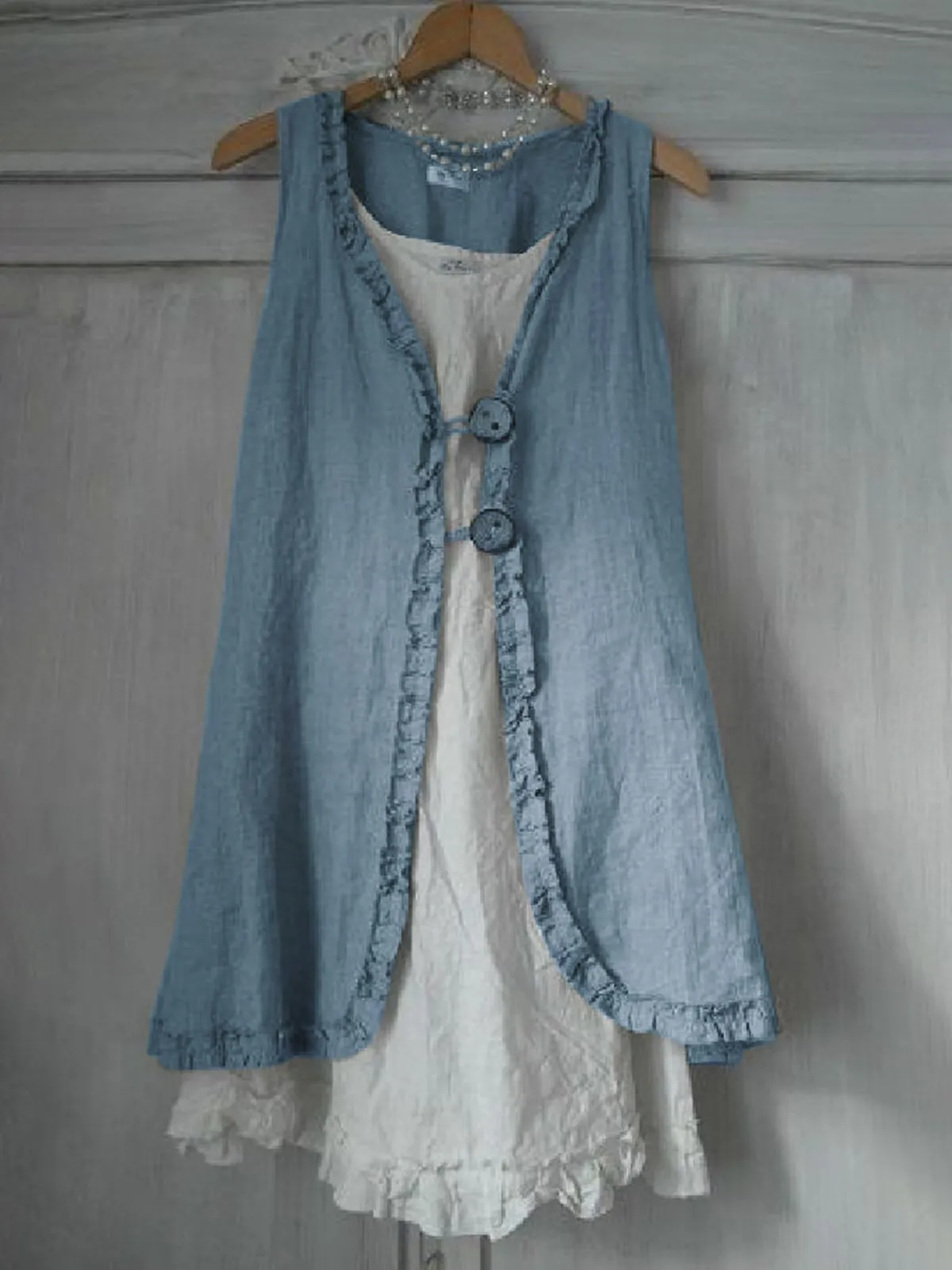 Dunnmall Buttoned Ruffled Sleeveless Linen Solid Shirts & Tops