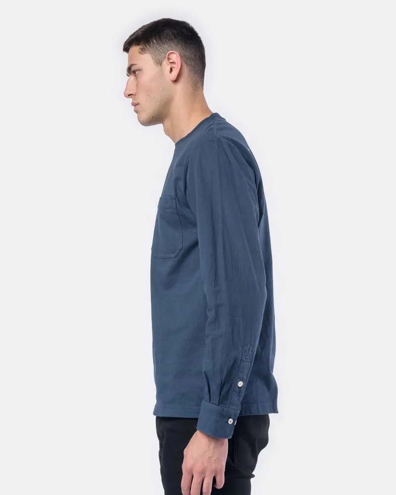 Garment Dye Shirt Sleeve T-Shirt in Navy