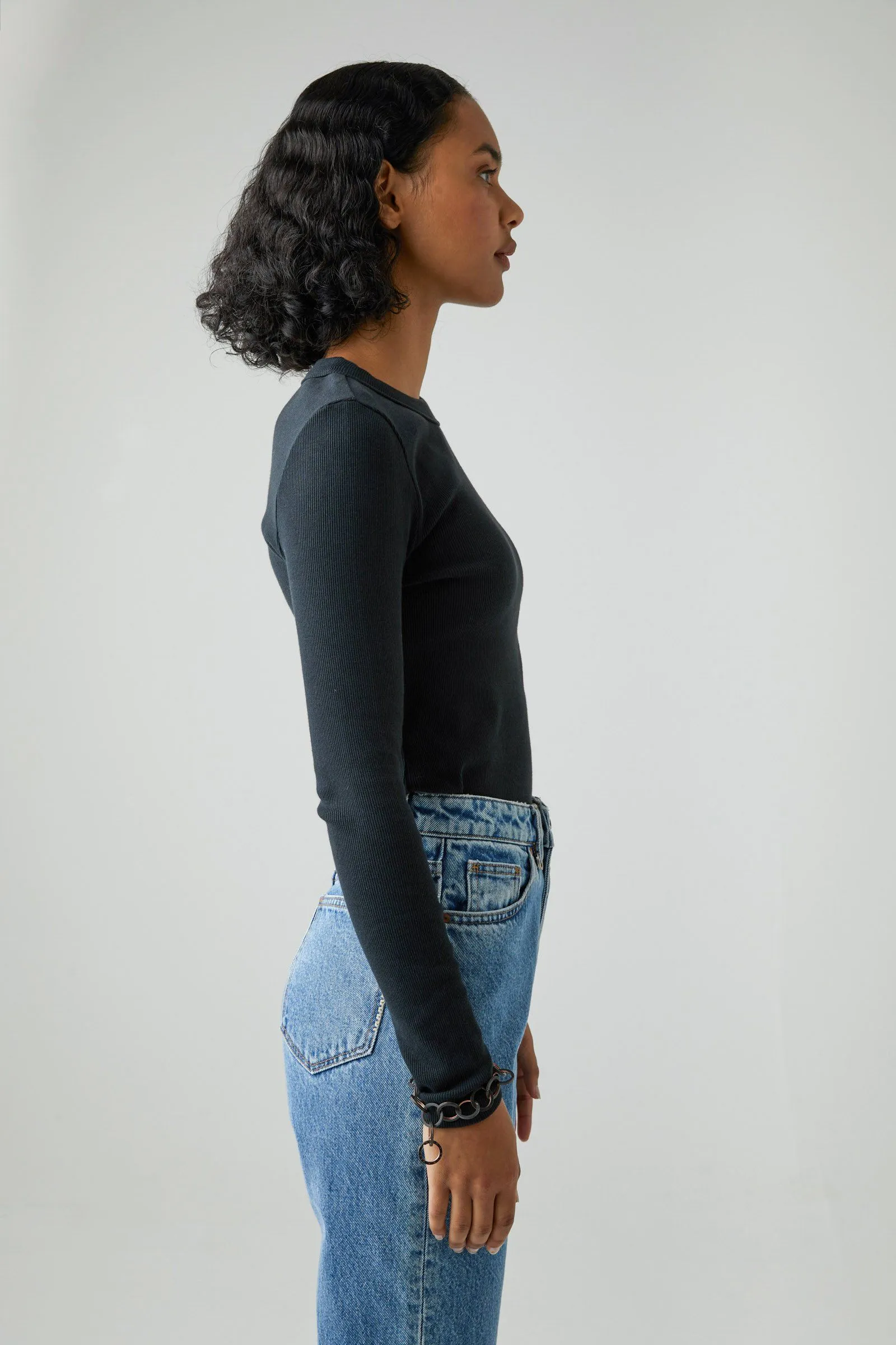 Jonesy Long Sleeve - Black