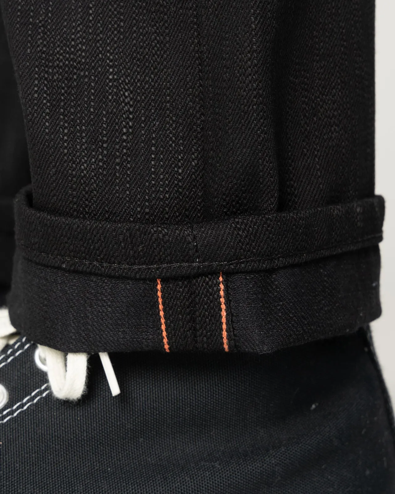 Naked & Famous Denim Weird Guy Regular Tapered Mens Jeans - Shinigami Selvedge