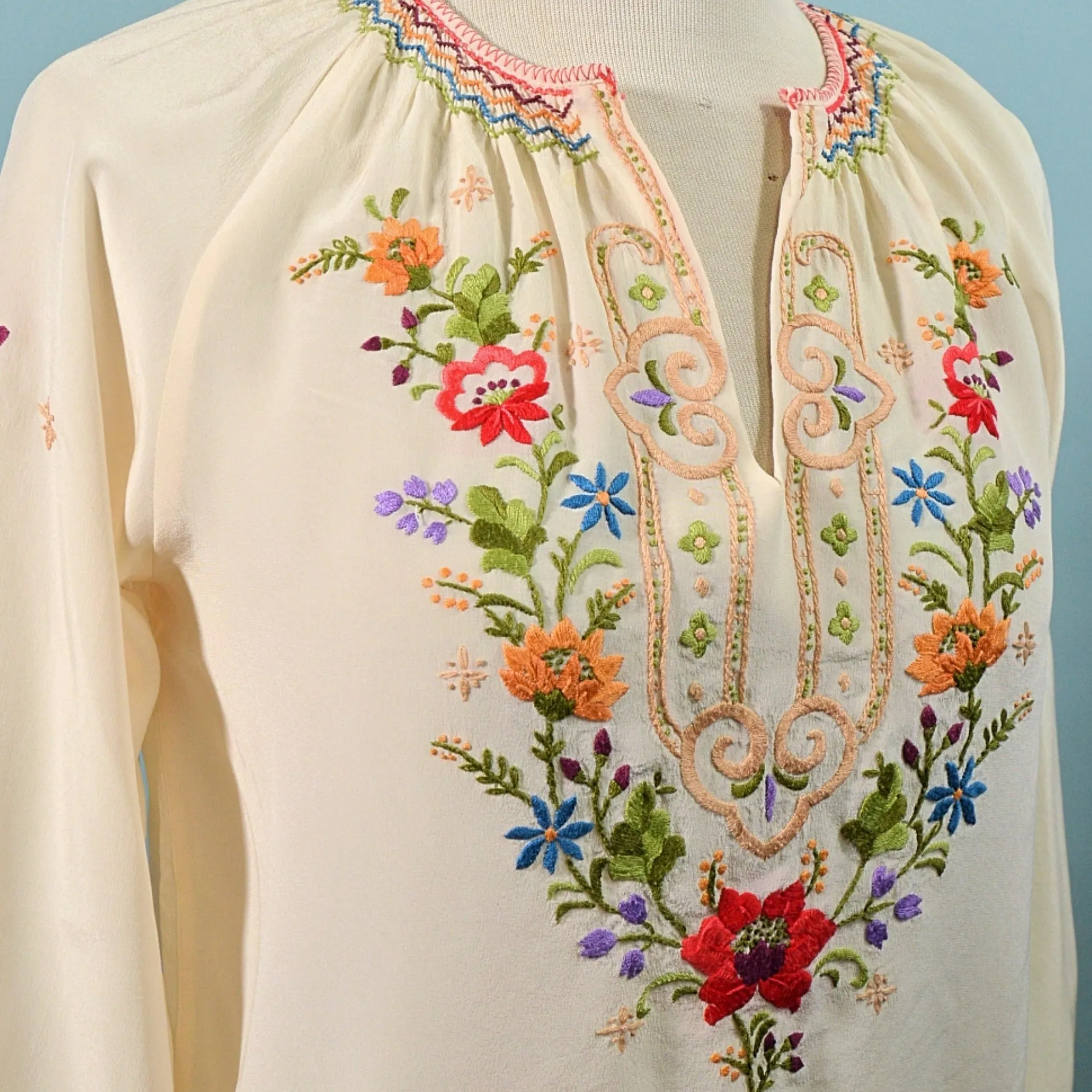 SOLD Vintage Embroidered Peasant Blouse, Penny Lane Bohemian Hippie Top S