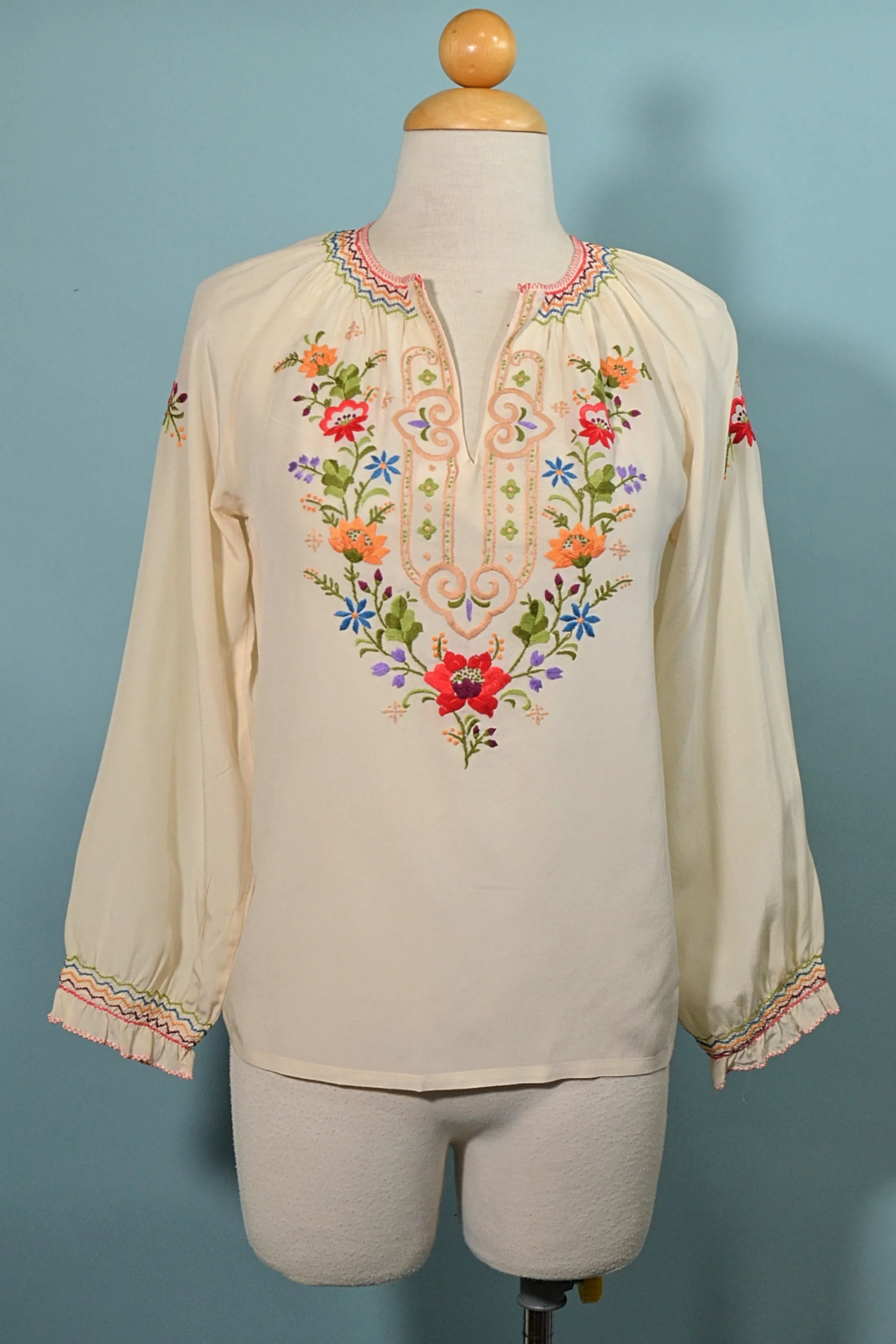 SOLD Vintage Embroidered Peasant Blouse, Penny Lane Bohemian Hippie Top S